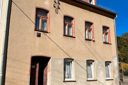 Haus Meerane - 9 Zimmer, 120 m&sup2;, 44.900&euro; | Angebot:25378971