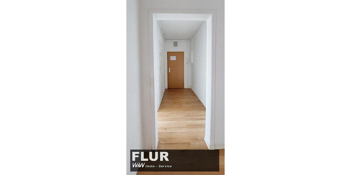 Etagenwohnung Zwickau Neuplanitz - 4 Zimmer, 90 m&sup2;, 499&euro; | Angebot:24877890
