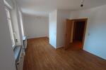 Erdgeschoßwohnung Hohenstein-Ernstthal Ernstthal - 2.5 Zimmer, 62 m&sup2;, 300&euro; | Angebot:26679894