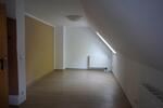Dachgeschoßwohnung Hohenstein-Ernstthal Ernstthal - 1 Zimmer, 20 m&sup2;, 520&euro; | Angebot:18908378