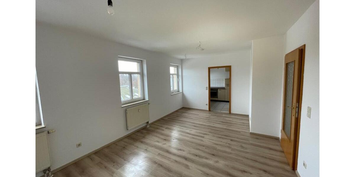 Etagenwohnung Limbach-Oberfrohna Oberfrohna - 2 Zimmer, 59 m&sup2;, 320&euro; | Angebot:25340955