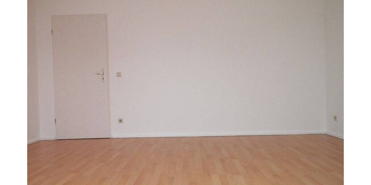 Etagenwohnung Zwickau Innenstadt - 3 Zimmer, 75 m&sup2;, 455&euro; | Angebot:25734789