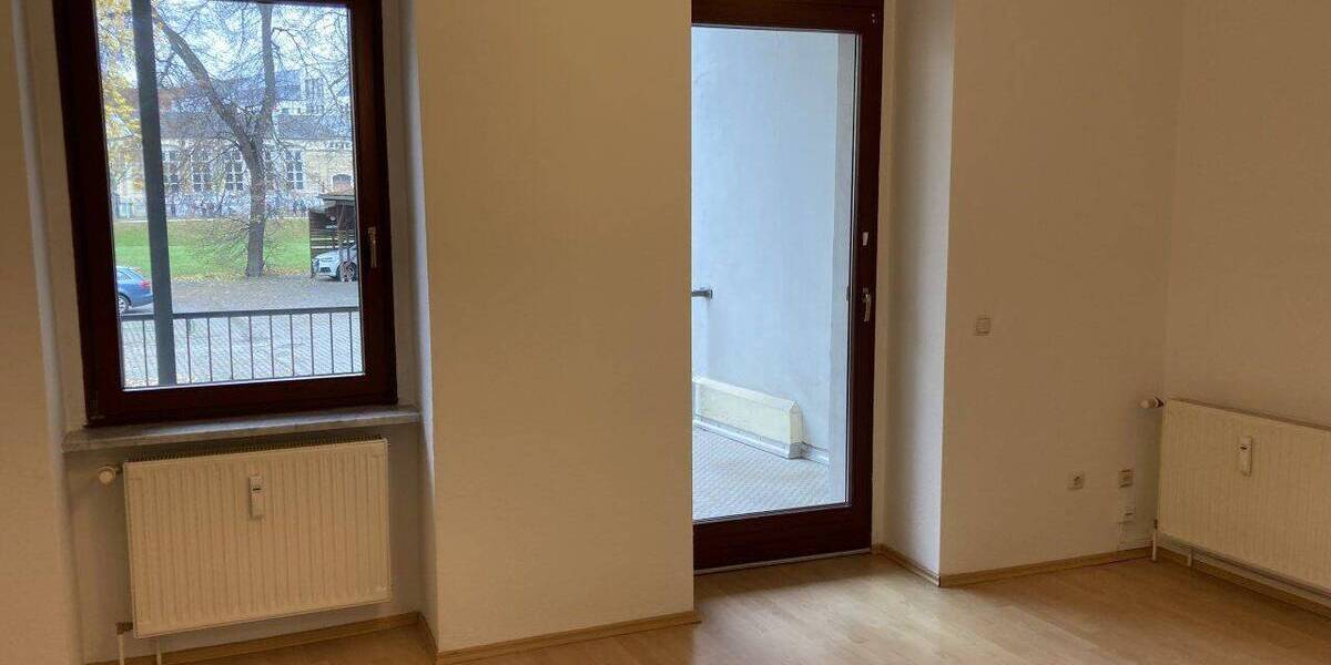Gewerbeobjekt Zwickau Innenstadt - 4 Zimmer, 125 m&sup2;, 900&euro; | Angebot:26799252