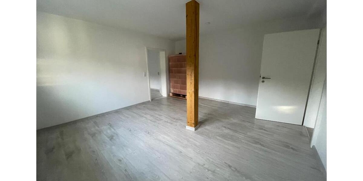 Etagenwohnung Elsterberg - 3 Zimmer, 79 m&sup2;, 375&euro; | Angebot:21227986
