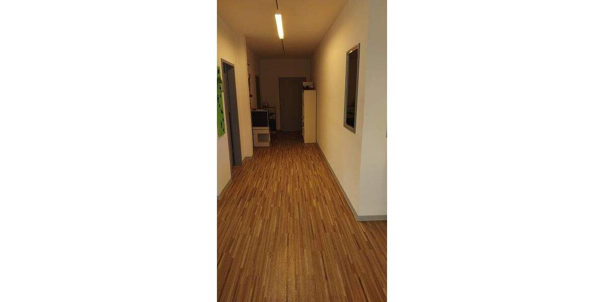 Modernes Wohn-Geschäftshaus in sehr günstiger Lage - Mehrfamilienhaus, Wohnhaus Zwickau Pölbitz | Angebot:25631690