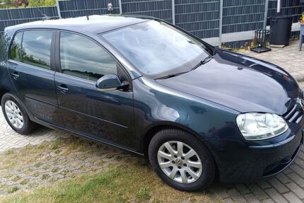 VW Golf 178.000 km 3.999 &euro; Falkenstein 08223