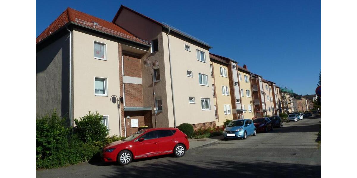 Etagenwohnung Glauchau - 1 Zimmer, 31 m&sup2;, 185&euro; | Angebot:25263505