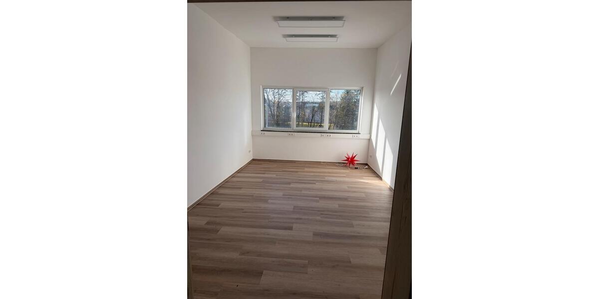 Gewerbeobjekt Falkenstein/Vogtland Vogtland - 1.500&euro; | Angebot:23619053