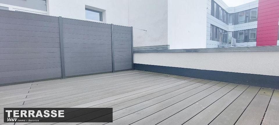 Etagenwohnung Zwickau - 2 Zimmer, 83 m&sup2;, 800&euro; | Angebot:21606517
