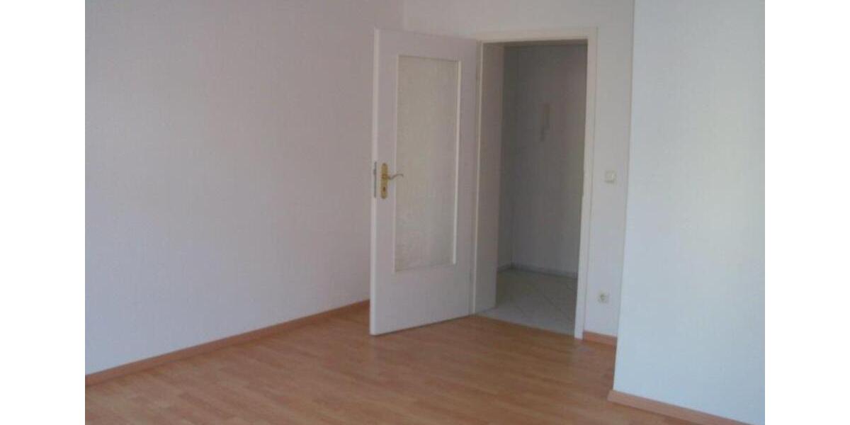 Etagenwohnung Zwickau Zwickau-Nord - 1 Zimmer, 28 m&sup2;, 220&euro; | Angebot:20581978