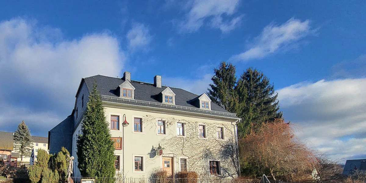 Einfamilienhaus Lauter-Bernsbach Bernsbach - 19 Zimmer, 499 m&sup2;, 350.000&euro; | Angebot:16303714