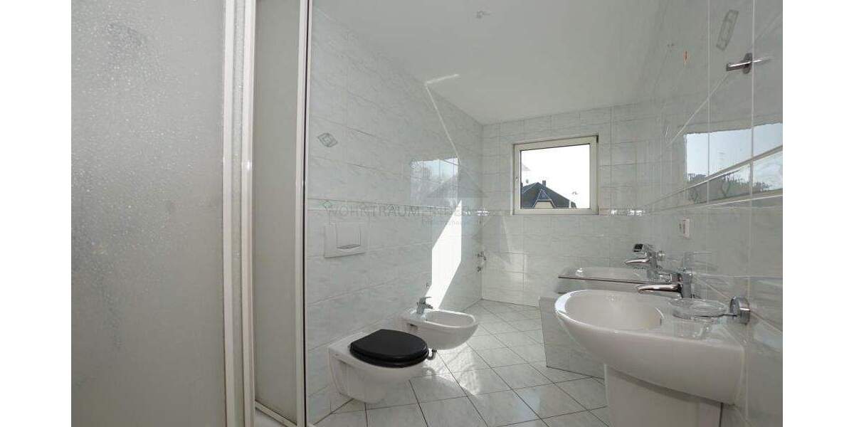 Etagenwohnung Zwickau / Schedewitz Schedewitz - 2 Zimmer, 62 m&sup2;, 399&euro; | Angebot:25681461