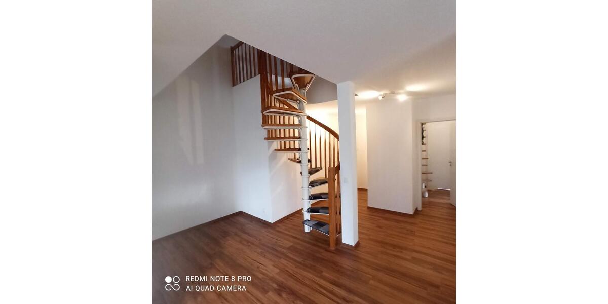 Maisonettenwohnung Limbach-Oberfrohna Oberfrohna - 3 Zimmer, 90 m&sup2;, 575&euro; | Angebot:25322610