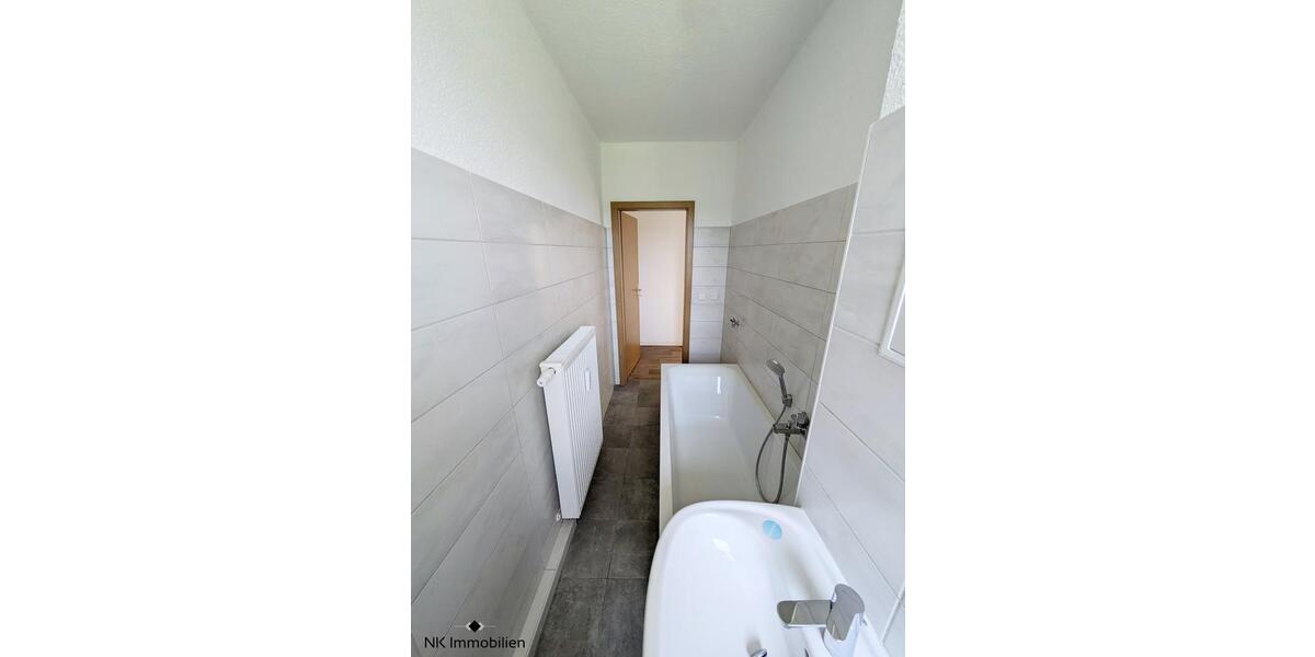 Etagenwohnung Limbach-Oberfrohna Oberfrohna - 3 Zimmer, 60 m&sup2;, 408&euro; | Angebot:25945680