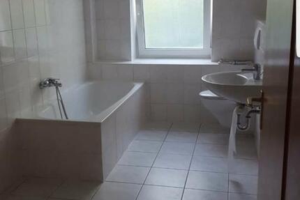 Wohnung Zwickau Auerbach - 3 Zimmer, 77 m&sup2;, 49.999&euro; | Angebot:26618525