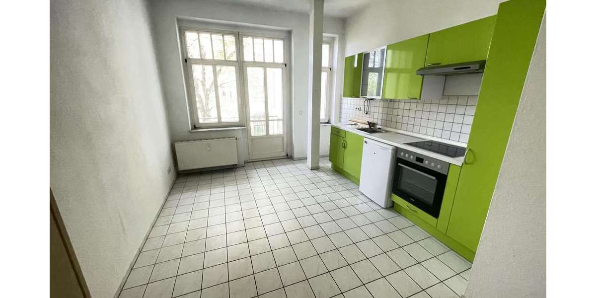 Etagenwohnung Zwickau - 2 Zimmer, 68 m&sup2;, 57.000&euro; | Angebot:26824776