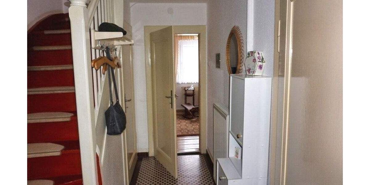 Doppelhaushälfte Treuen - 2 Zimmer, 70 m&sup2;, 53.000&euro; | Angebot:25741479