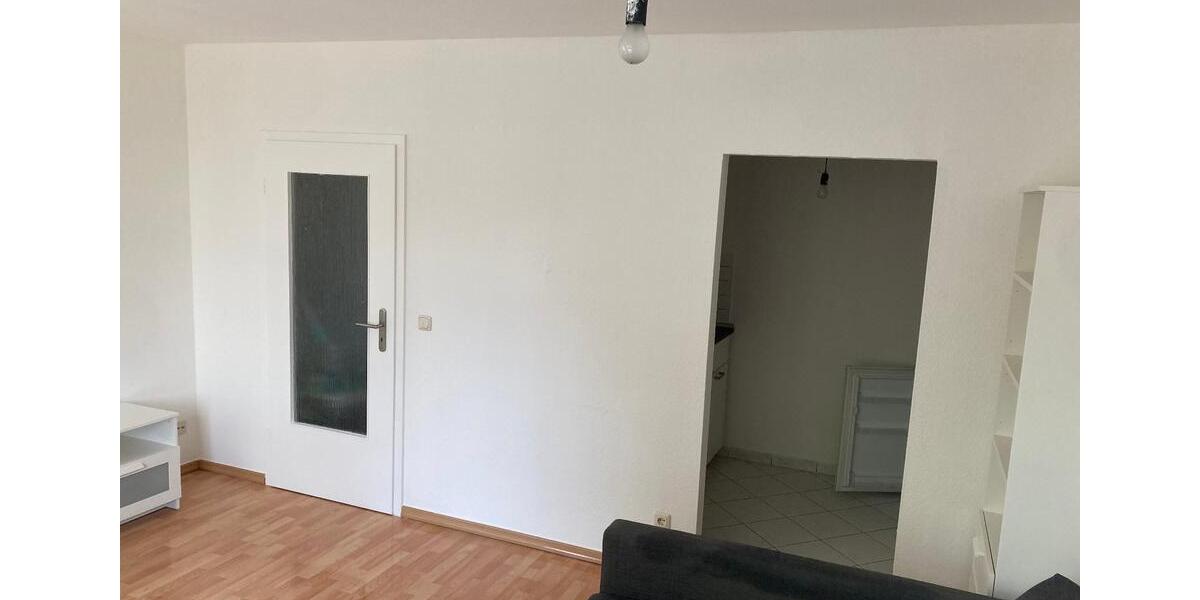 Erdgeschoßwohnung Zwickau Zwickau-West - 2 Zimmer, 36 m&sup2;, 330&euro; | Angebot:25062940