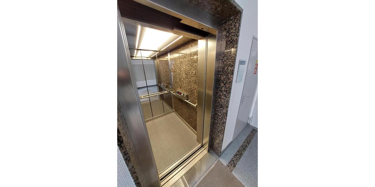 Etagenwohnung Greiz - 2 Zimmer, 54 m&sup2;, 273&euro; | Angebot:25864286