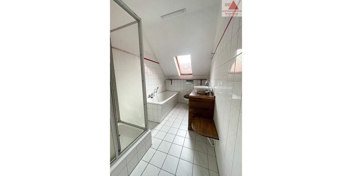 Etagenwohnung Aue Aue - 2 Zimmer, 63 m&sup2;, 400&euro; | Angebot:25688321