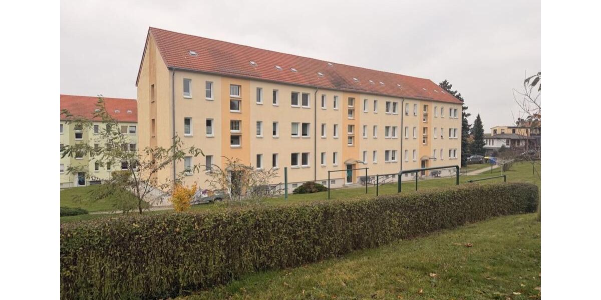 Etagenwohnung Crimmitschau - 2 Zimmer, 46 m&sup2;, 250&euro; | Angebot:25654754