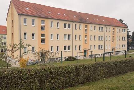 Wohnung Crimmitschau - 2 Zimmer, 46 m&sup2;, 250&euro; | Angebot:25654754