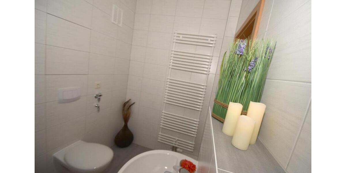 Etagenwohnung Hohenstein-Ernstthal Ernstthal - 3 Zimmer, 68 m&sup2;, 400&euro; | Angebot:18316438