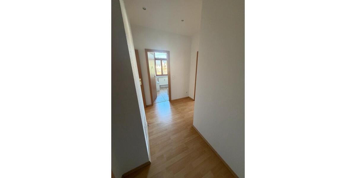 Erdgeschoßwohnung Mülsen - 2 Zimmer, 50 m&sup2;, 470&euro; | Angebot:25762269