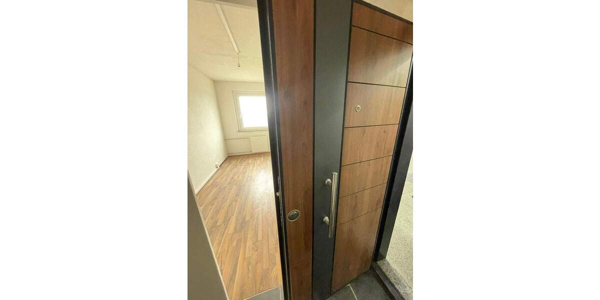 Etagenwohnung Schneeberg Neustädtel - 7 Zimmer, 131 m&sup2;, 966&euro; | Angebot:25696282