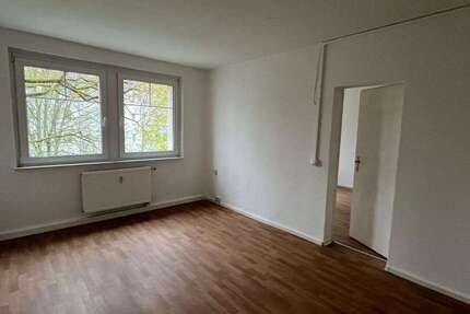 Wohnung Zwickau Auerbach - 2 Zimmer, 50 m&sup2;, 299&euro; | Angebot:26777055