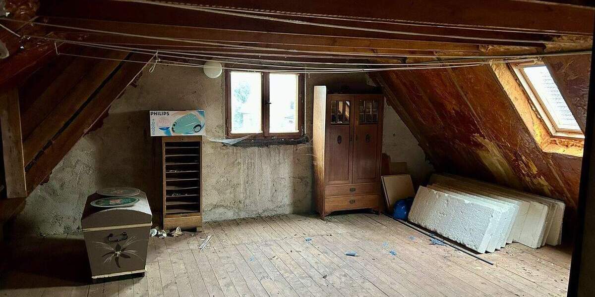 Einfamilienhaus Rodewisch - 1 Zimmer, 220 m&sup2;, 249.000&euro; | Angebot:25662114