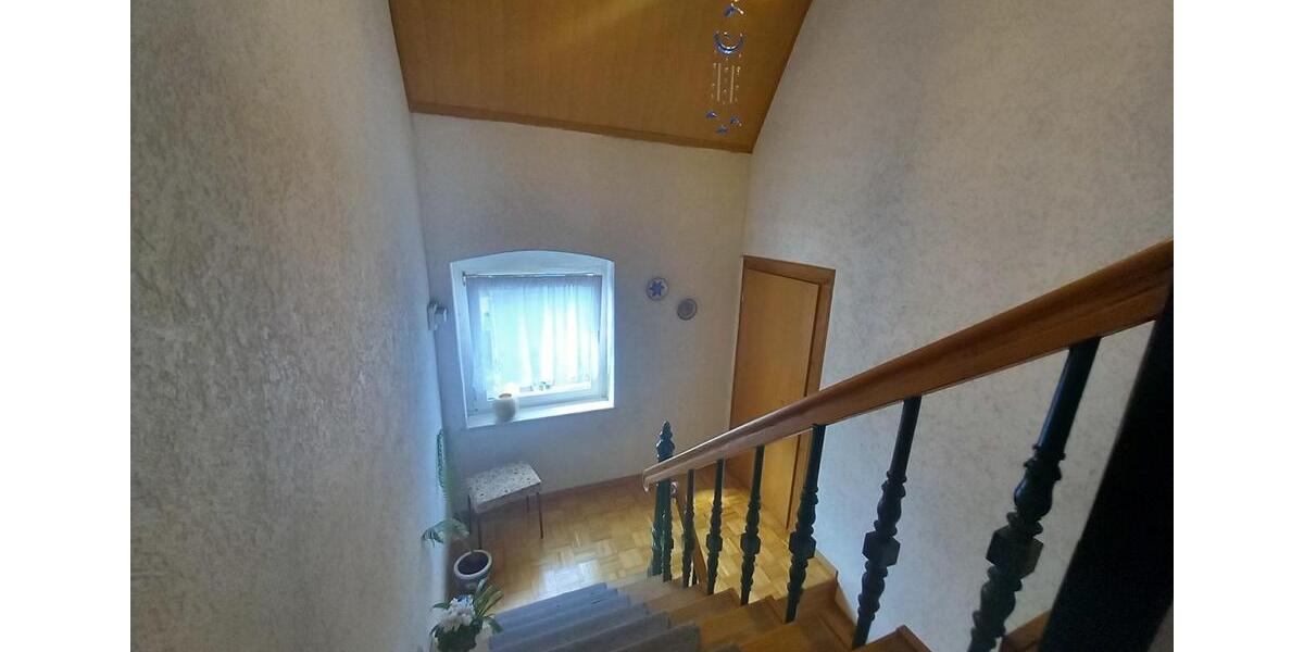 Etagenwohnung Neukirchen/Pleiße Pleiße - 3 Zimmer, 85 m&sup2;, 419&euro; | Angebot:25131621