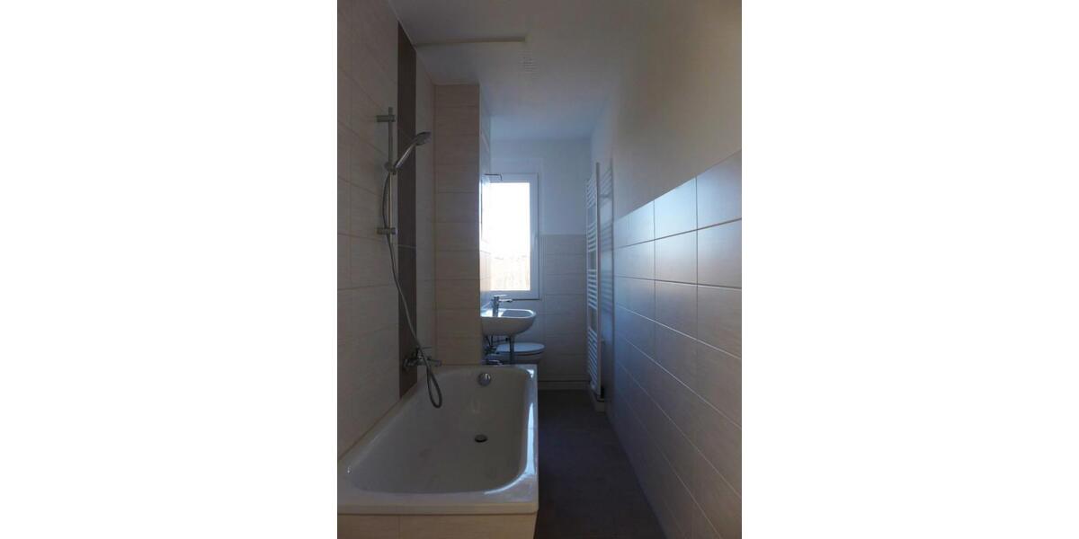 Etagenwohnung Limbach-Oberfrohna Oberfrohna - 3 Zimmer, 57 m&sup2;, 325&euro; | Angebot:23713804