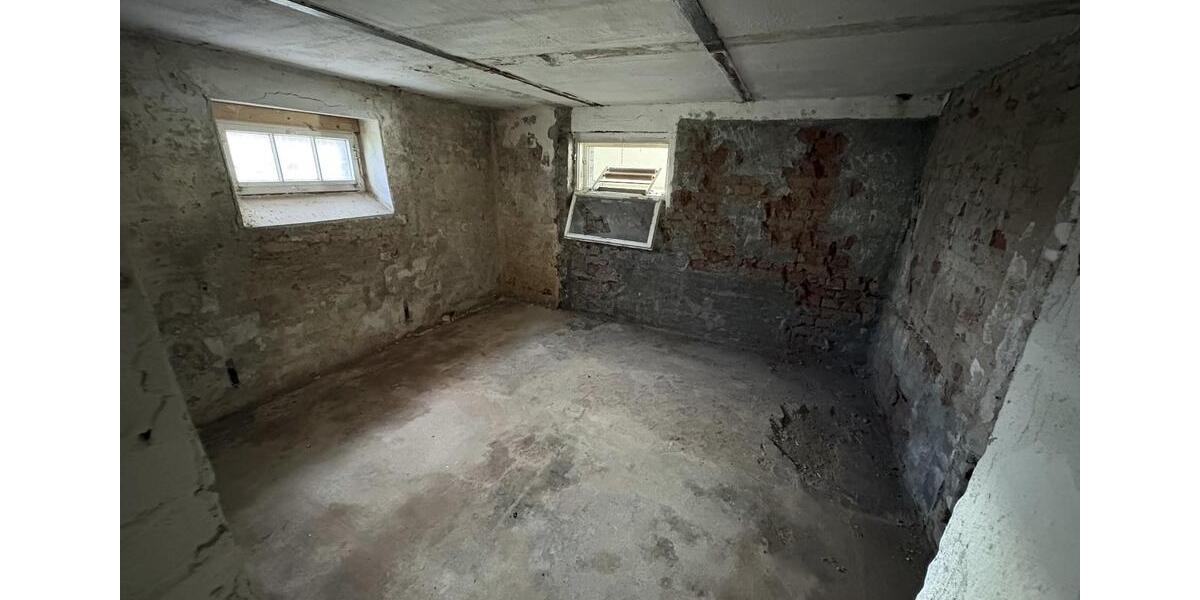 Einfamilienhaus Hohenstein-Ernstthal Ernstthal - 8 Zimmer, 80 m&sup2;, 190.000&euro; | Angebot:26133190