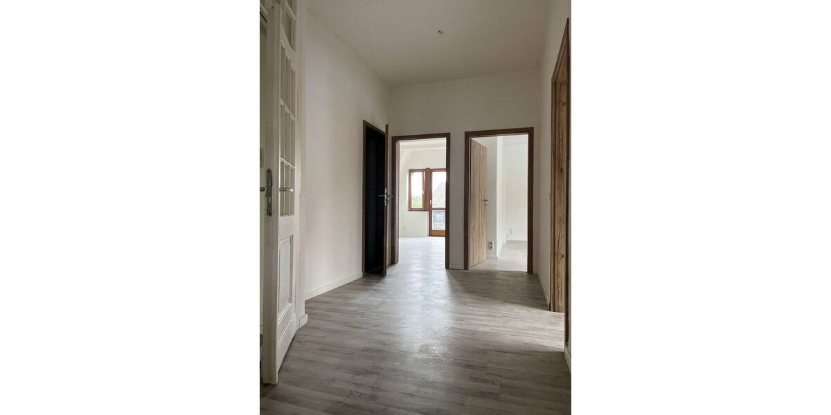 Etagenwohnung Zwickau Pölbitz - 3 Zimmer, 79 m&sup2;, 480&euro; | Angebot:25706272