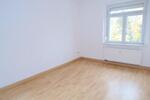 Etagenwohnung Werdau - 4 Zimmer, 89 m&sup2;, 490&euro; | Angebot:23779156