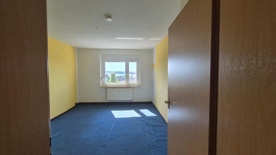 Etagenwohnung Elsterberg - 5 Zimmer, 63 m&sup2;, 300&euro; | Angebot:22688761