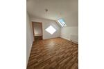 Dachgeschoßwohnung Gornsdorf - 4 Zimmer, 81 m&sup2;, 469&euro; | Angebot:23145726