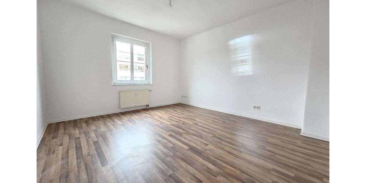 Etagenwohnung Zwickau Zwickau-Nord - 3 Zimmer, 69 m&sup2;, 448&euro; | Angebot:25962398