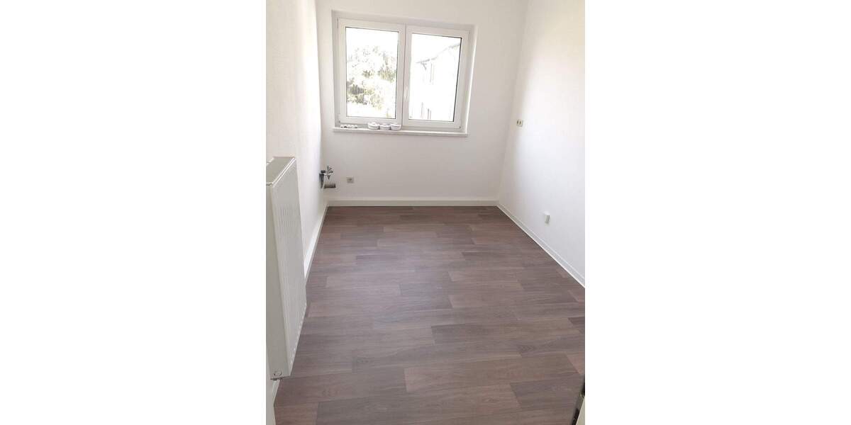 Etagenwohnung Oelsnitz/Erzgebirge Oelsnitz - 2 Zimmer, 61 m&sup2;, 410&euro; | Angebot:25845487