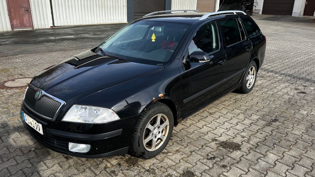 Skoda Octavia 254.451 km 700 &euro; Stützengrün 08328