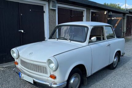 Trabant 601 1.500 km 5.500 &euro; Wilkau Haßlau 08112
