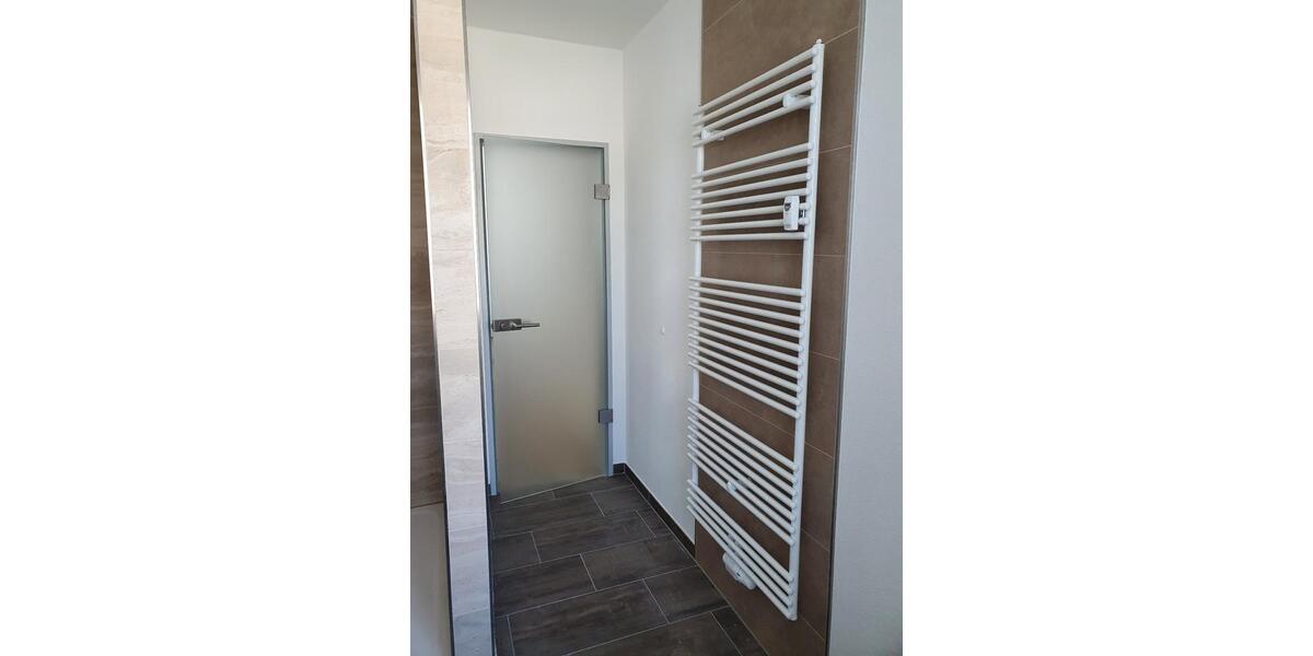 Etagenwohnung Schneeberg - 2 Zimmer, 64 m&sup2;, 600&euro; | Angebot:25884199