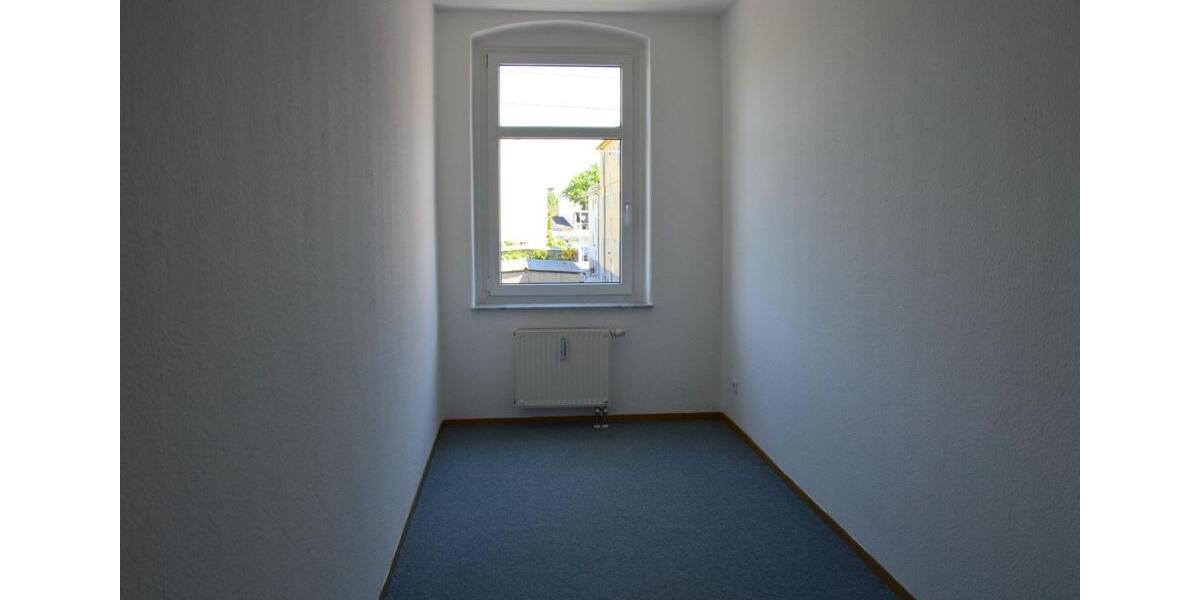 Etagenwohnung Glauchau - 3 Zimmer, 78 m&sup2;, 400&euro; | Angebot:26676977