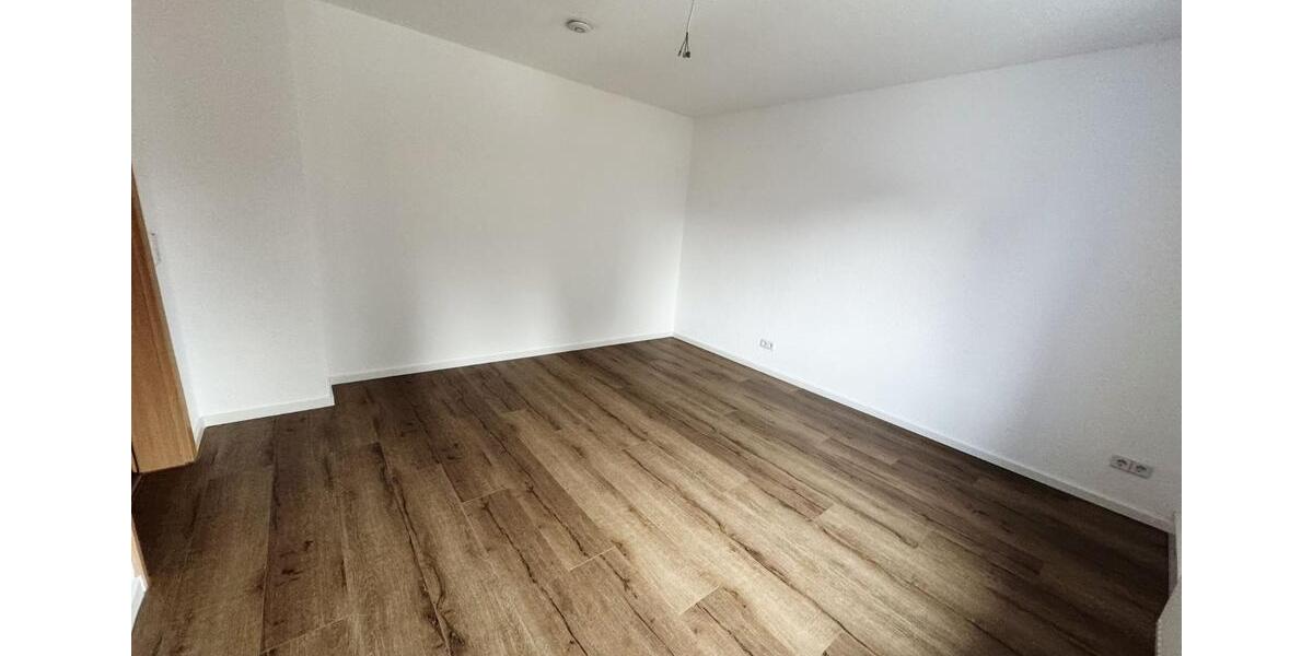 Etagenwohnung Gersdorf - 2 Zimmer, 51 m&sup2;, 306&euro; | Angebot:25054399