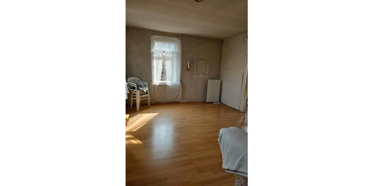 Mehrfamilienhaus, Wohnhaus Mülsen - 13 Zimmer, 180 m&sup2;, 23.000&euro; | Angebot:25425989