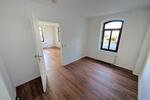 Erdgeschoßwohnung Zwickau - 2 Zimmer, 42 m&sup2;, 280&euro; | Angebot:25945664