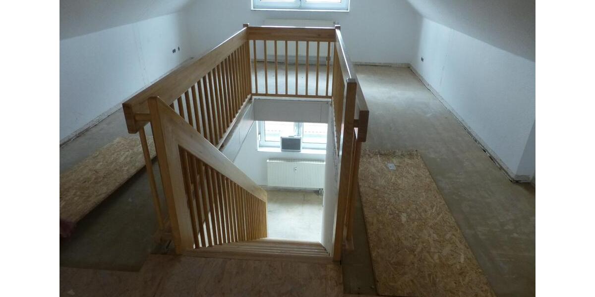 Dachgeschoßwohnung Ronneburg - 5 Zimmer, 138 m&sup2;, 700&euro; | Angebot:25178918