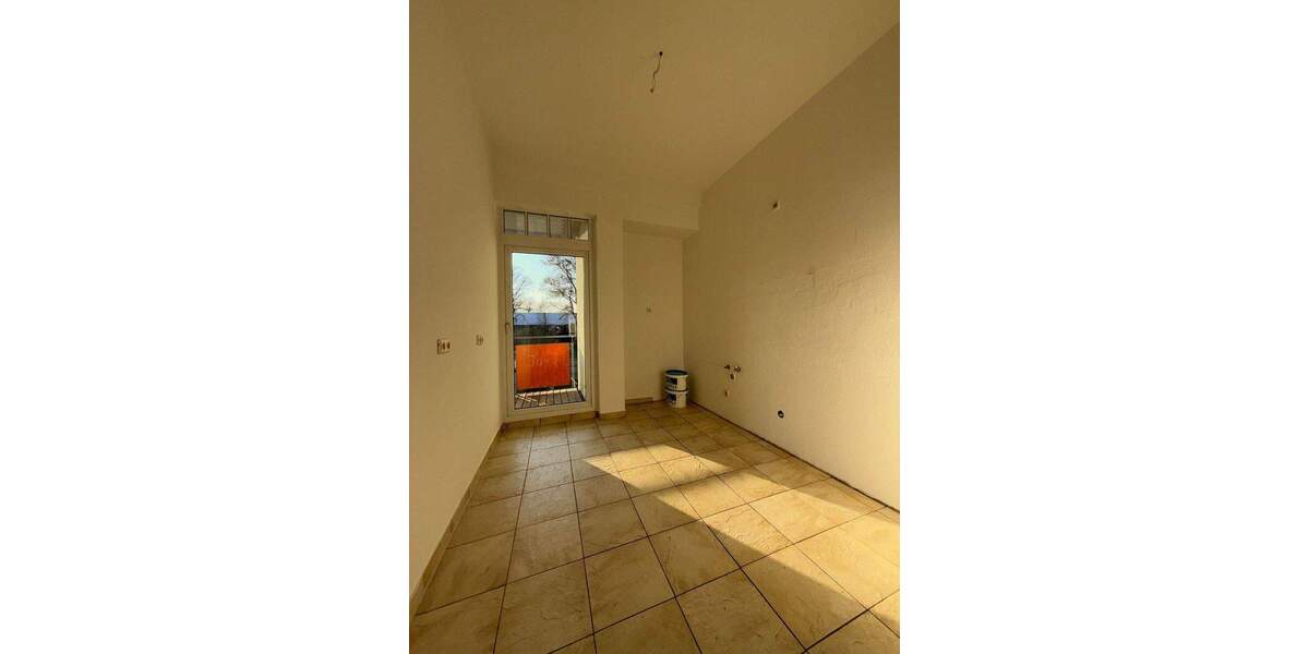 Etagenwohnung Zwickau Schedewitz - 4 Zimmer, 87 m&sup2;, 479&euro; | Angebot:25670160