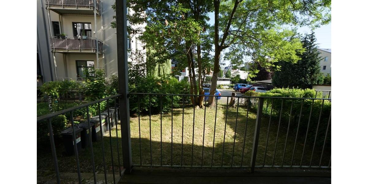 Erdgeschoßwohnung Zwickau - 4 Zimmer, 140 m&sup2;, 940&euro; | Angebot:25974080
